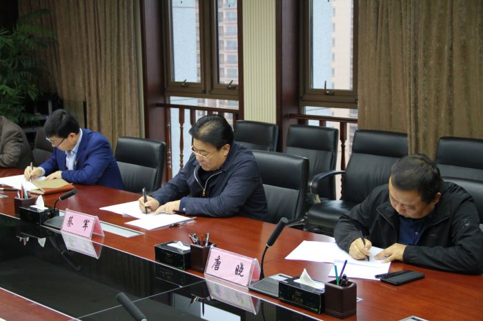 市城投集团组织党史知识测试 (3).jpg