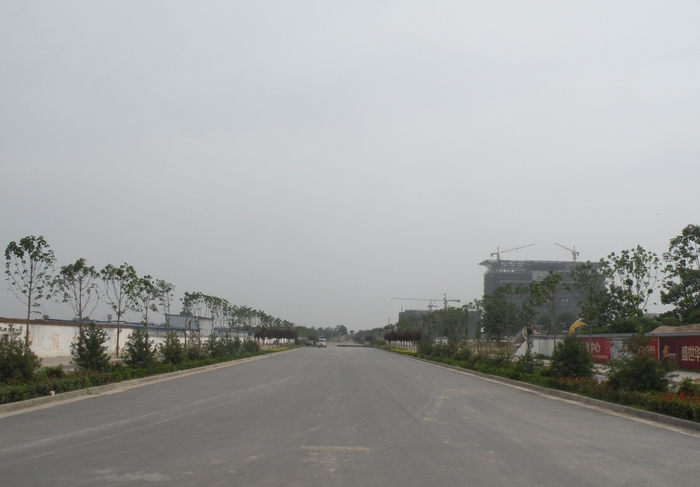 六泉路北段1.jpg